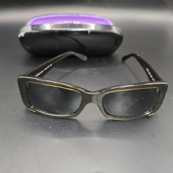 Burberry sunglasses